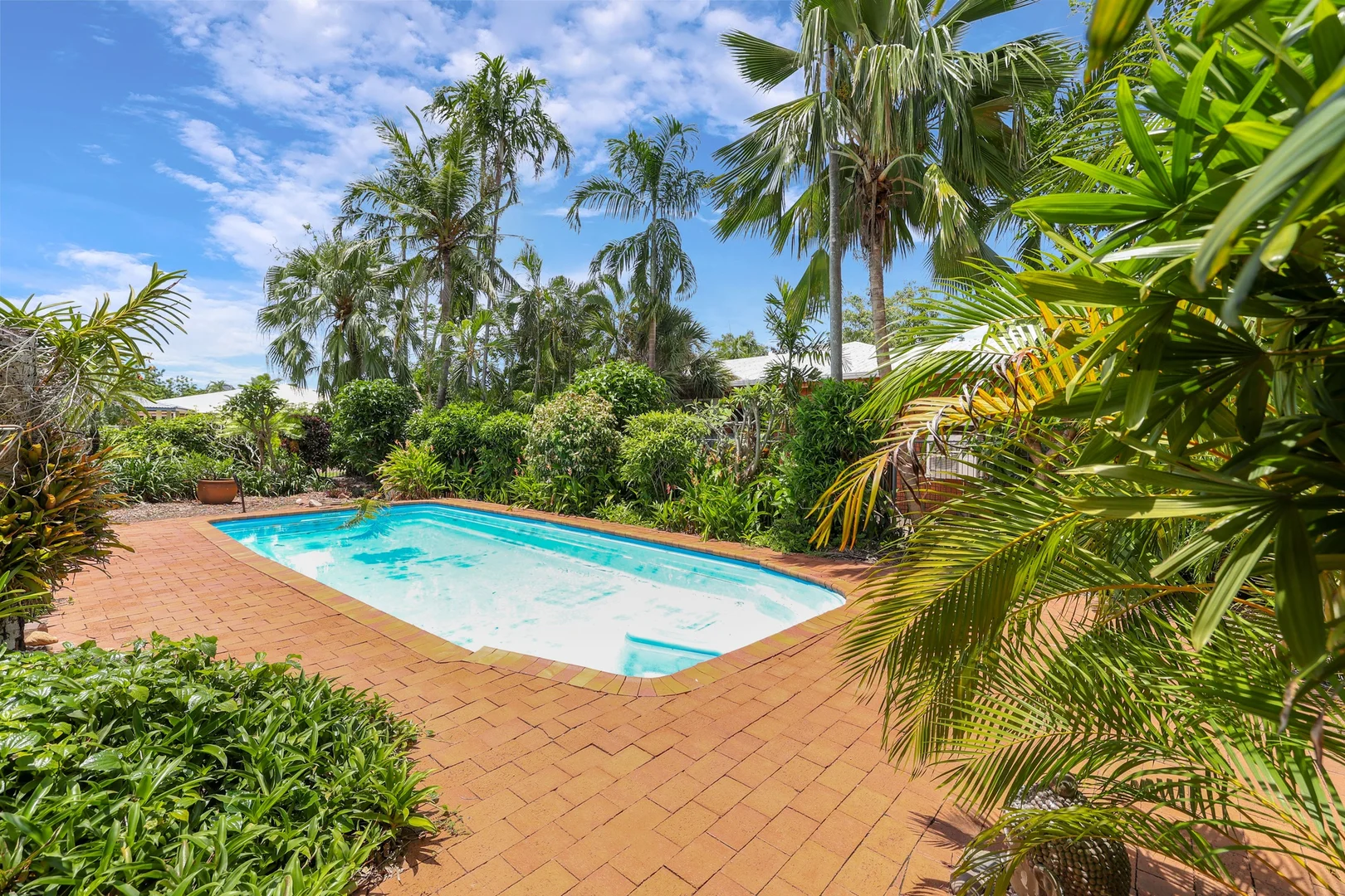 Additional image 22 of 17 Claymore Circuit, Brinkin NT 0810