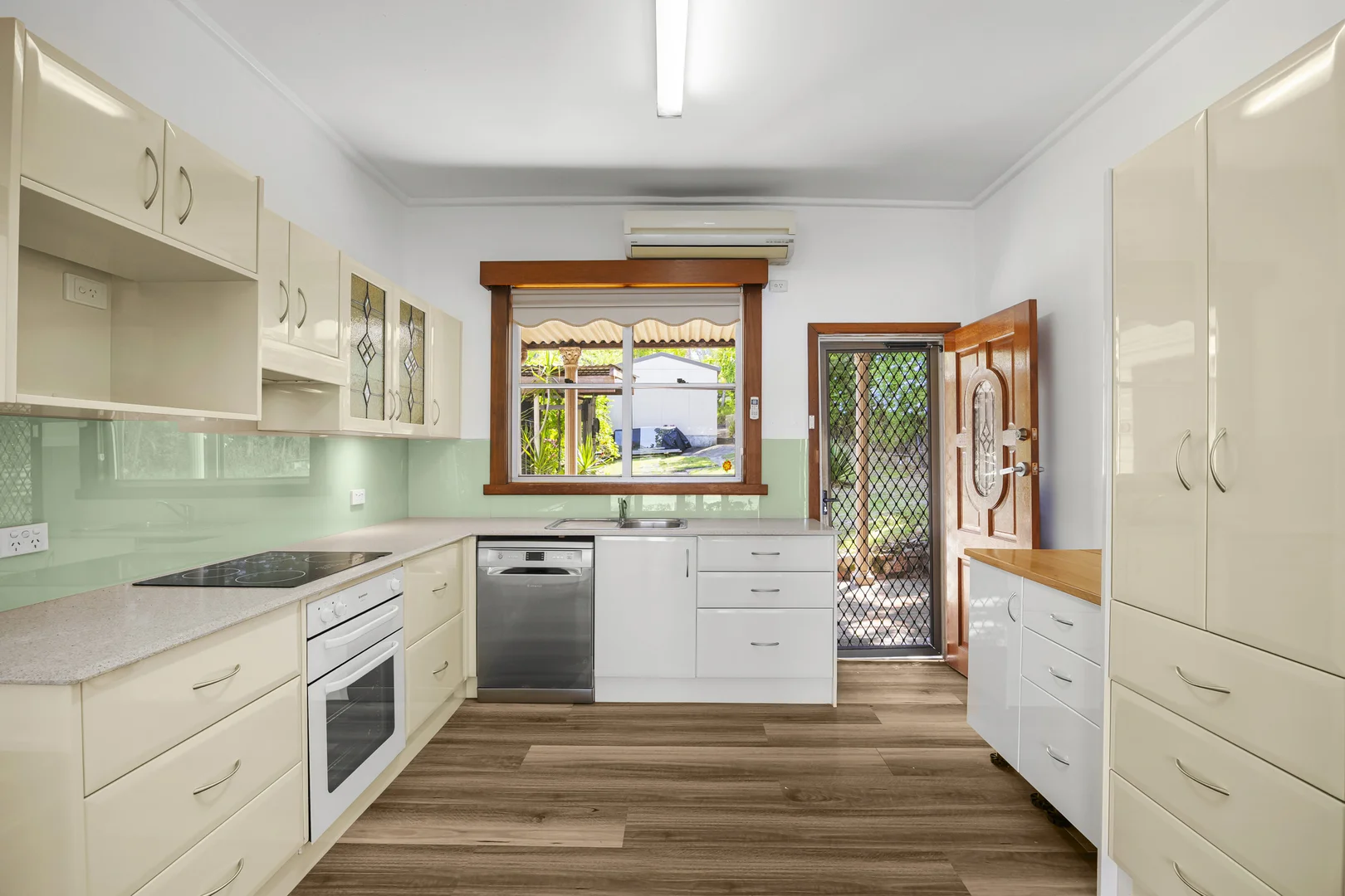 Additional image 6 of 51A Bay Road, Bolton Point NSW 2283