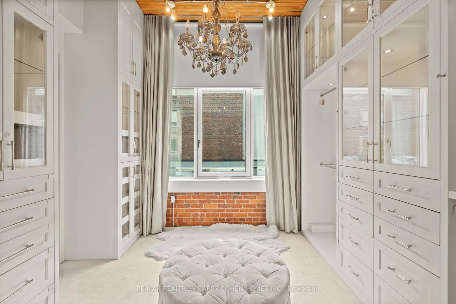 Additional image 14 of 468 Wellington Street 300