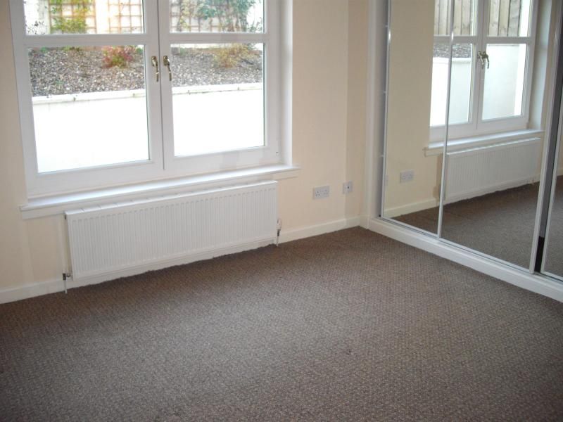 Additional image 4 of 2 bed flat to rentPortland Place, Lanark ML11