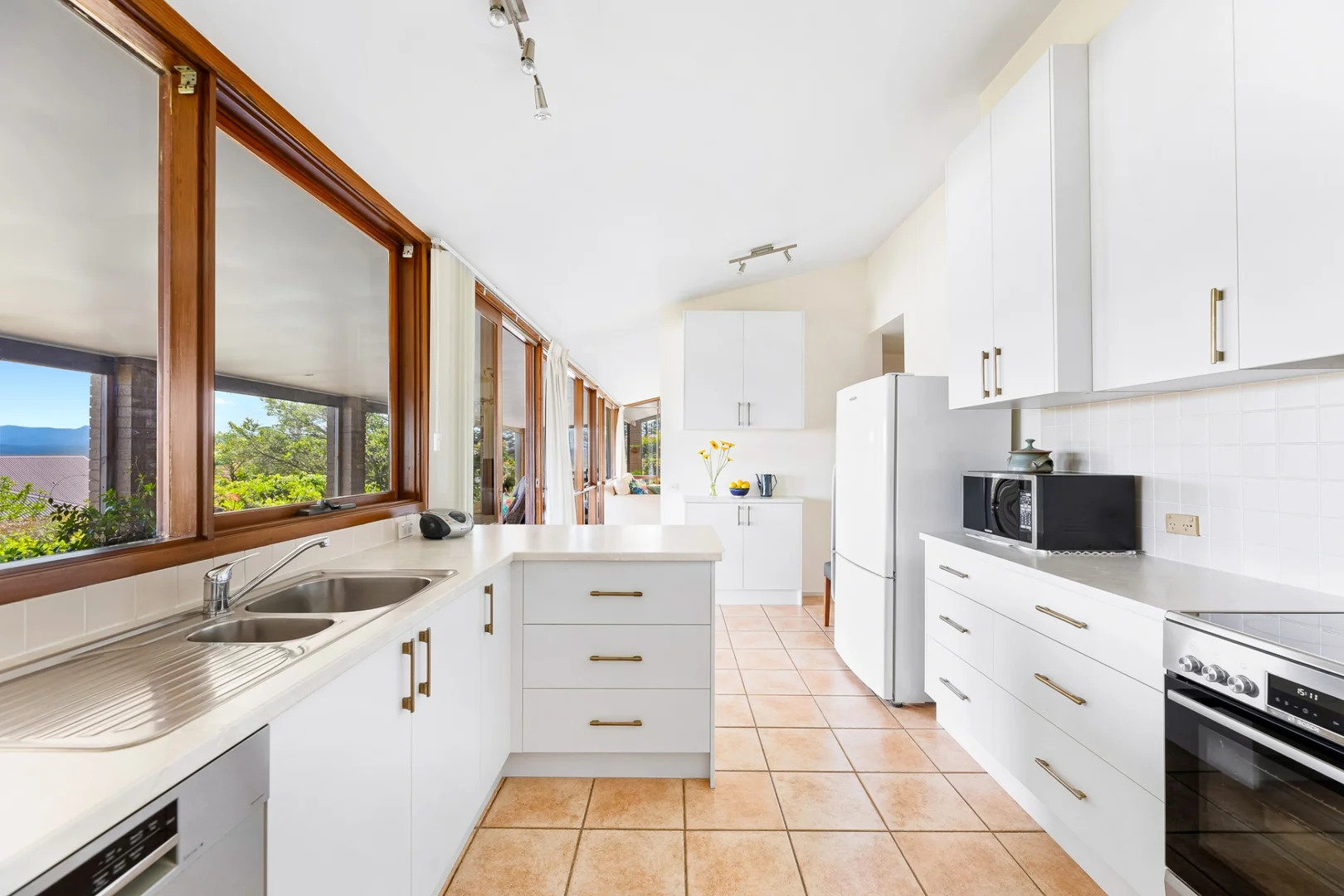 Additional image 8 of 27 Coral Crescent, Tuross Head NSW 2537