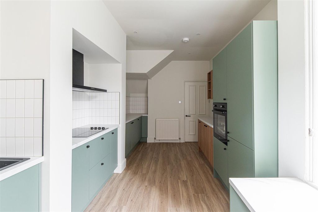 6 bed shared accommodation to rentHighbury, Jesmond, Newcastle Upon Tyne NE2 photo 2