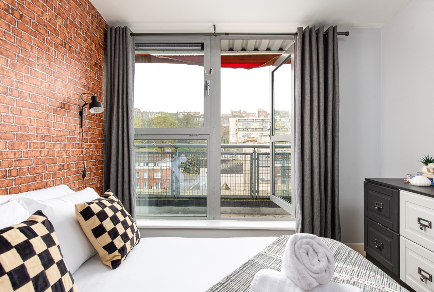 Additional image 16 of 3 Bed Flat, Hamilton Court, BS2, N1 7GU