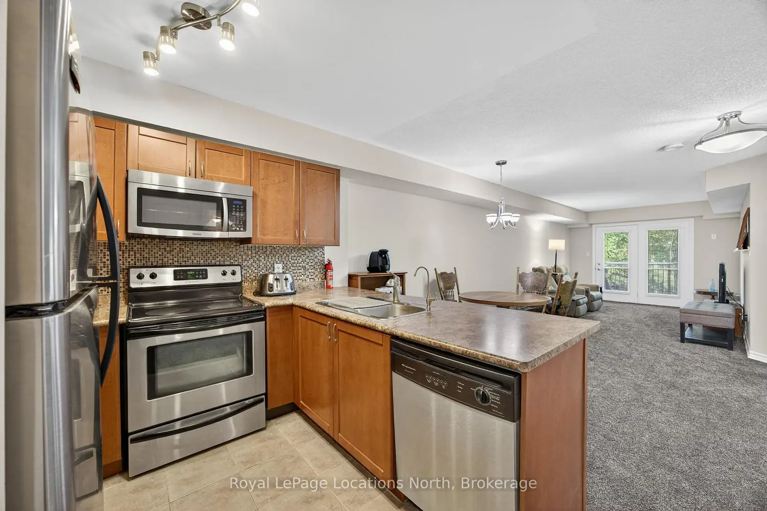 Additional image 8 of 40 Mulligan Lane 205