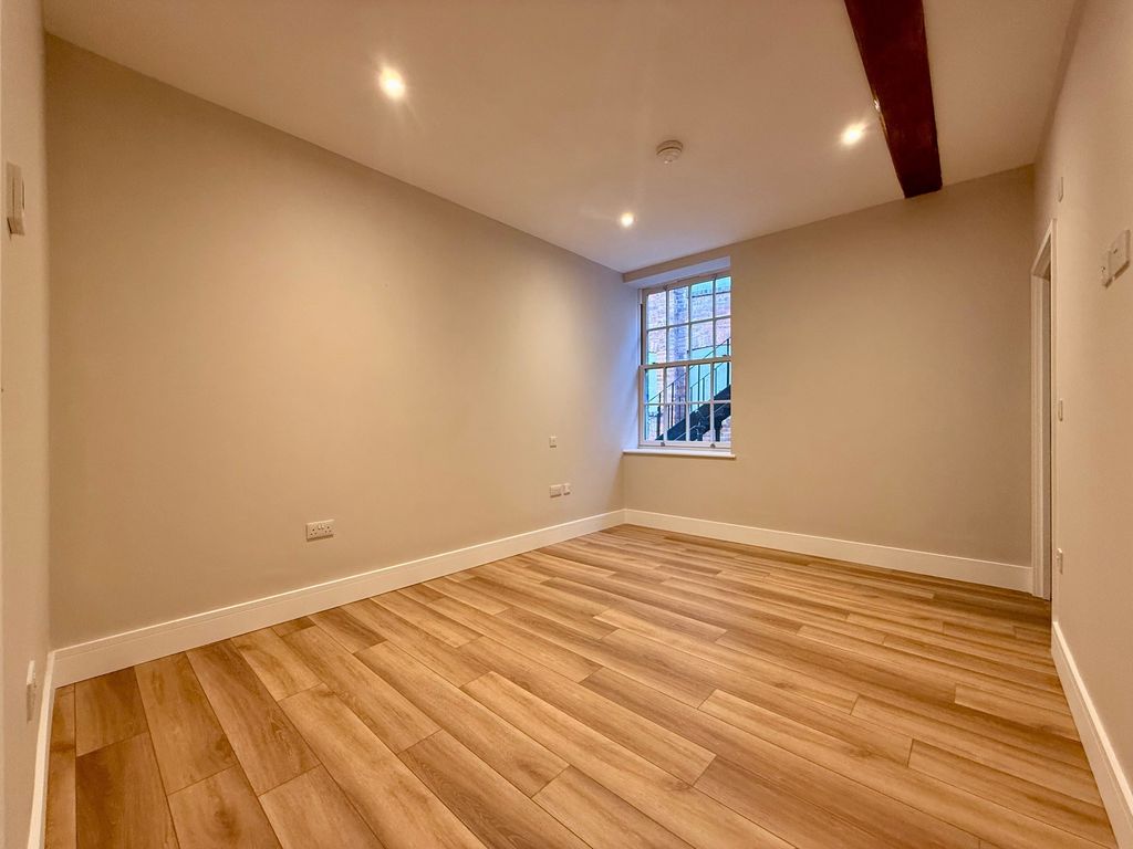 Additional image 9 of 2 bed flat to rentPrinces Drive, Worcester WR1
