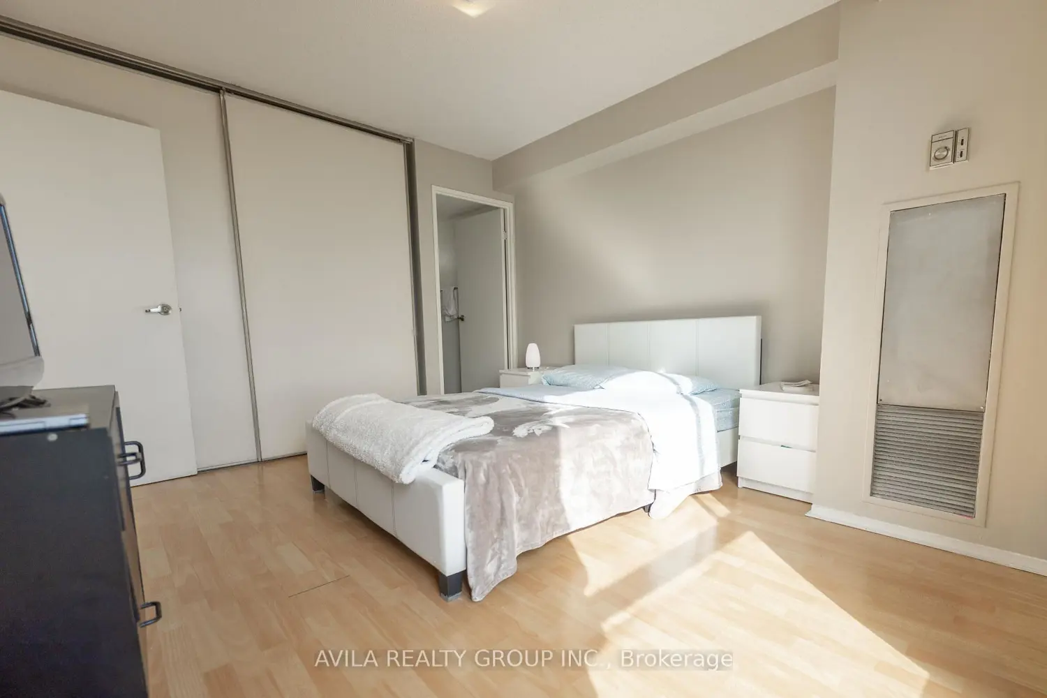 Additional image 8 of 3077 Weston Road 1905