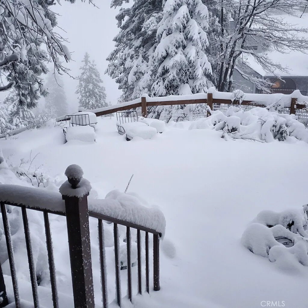 Additional image 44 of 26071 Walnut Hills Dr, Lake Arrowhead, CA 92352