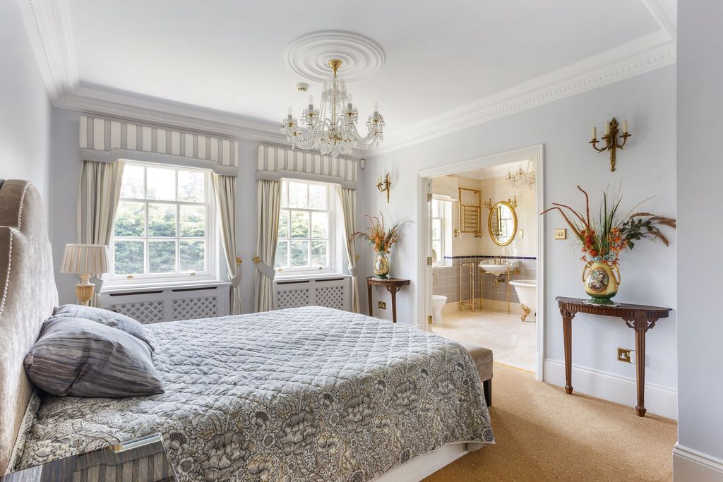 Additional image 11 of 6 bed detached house to rentSt. Leonards Hill, Windsor SL4