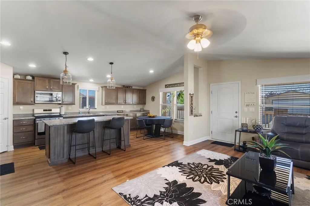 Additional image 36 of 22241 Nisqually Rd Unit 103, Apple Valley, CA 92308