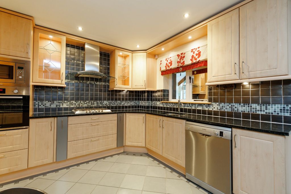 Additional image 13 of 4 bed detached house to rentPinecrest Walk, Bieldside, Aberdeen AB15