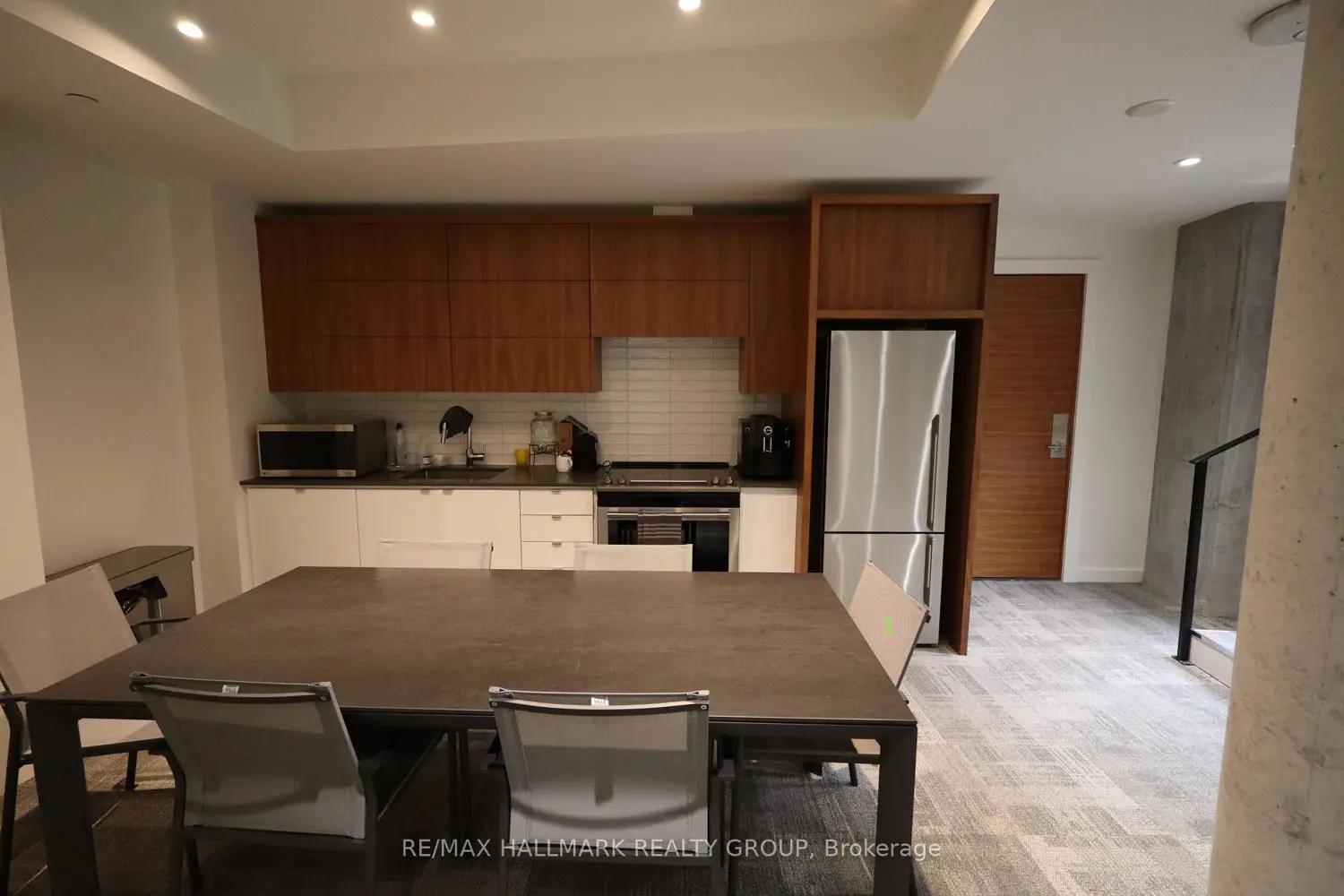 Additional image 17 of 135 Barrette Street 607