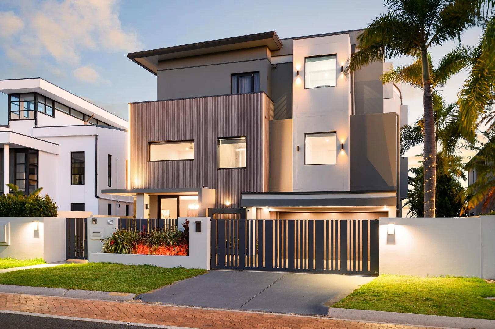 Additional image 5 of 21 King Arthurs Court, Sovereign Islands QLD 4216