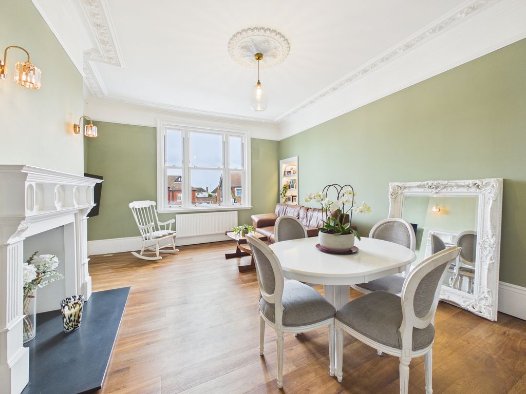 Additional image 3 of 2 bed flat to rentHeene Road, Worthing BN11