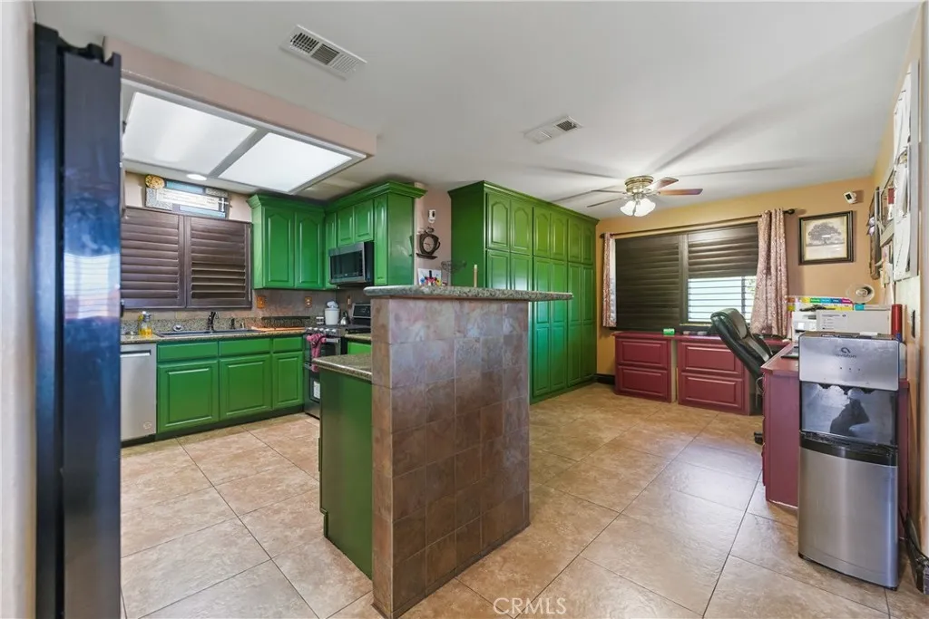 Additional image 19 of 11970 Walnut St, Bloomington, CA 92316