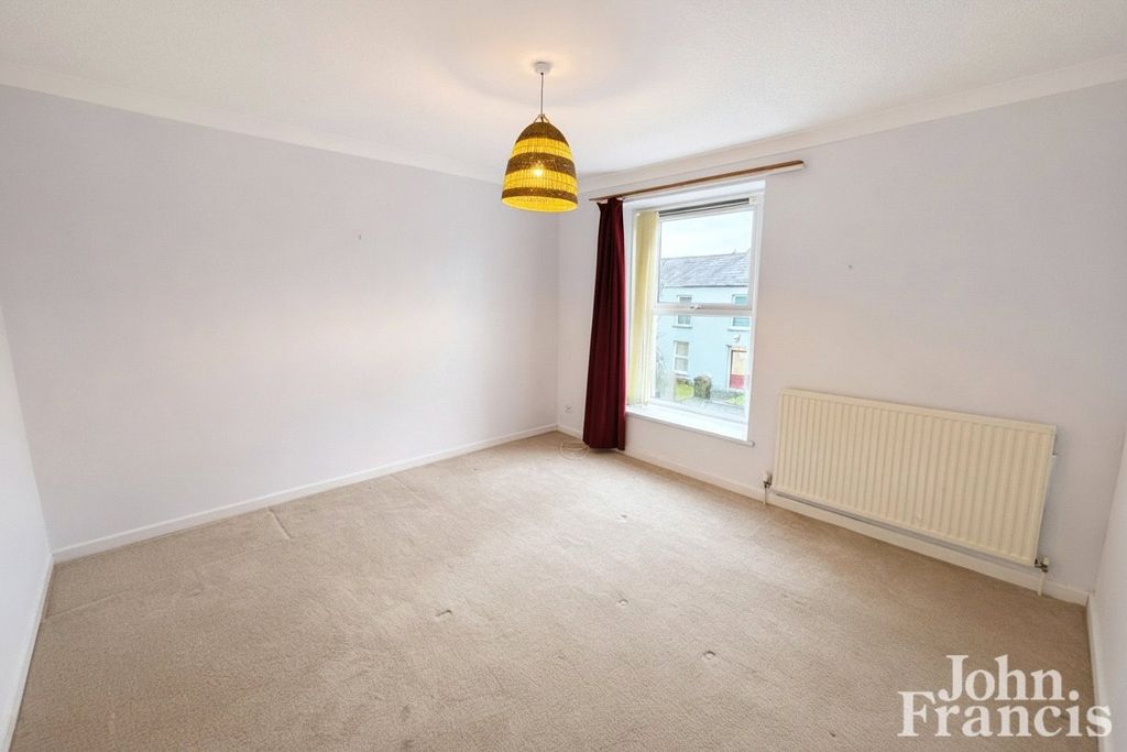 Additional image 7 of 2 bed semi-detached house to rentSt. John Street, Whitland SA34