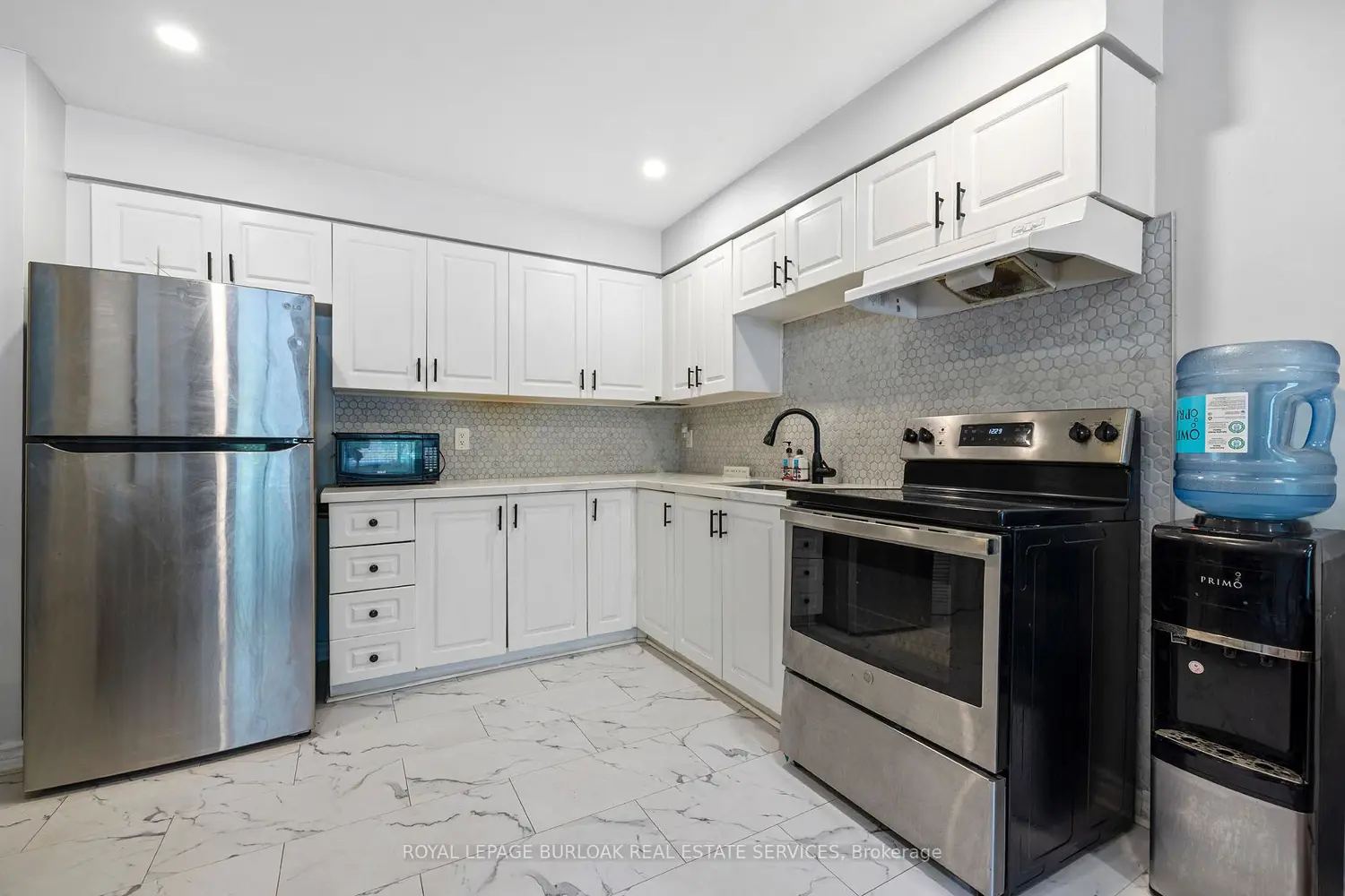 Additional image 10 of 28 Victoria Avenue 104