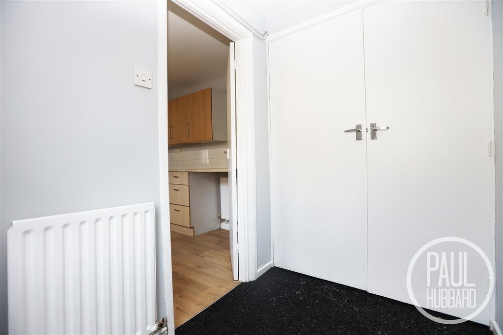 Additional image 8 of 1 bed flat to rentStanley Street, Lowestoft NR32