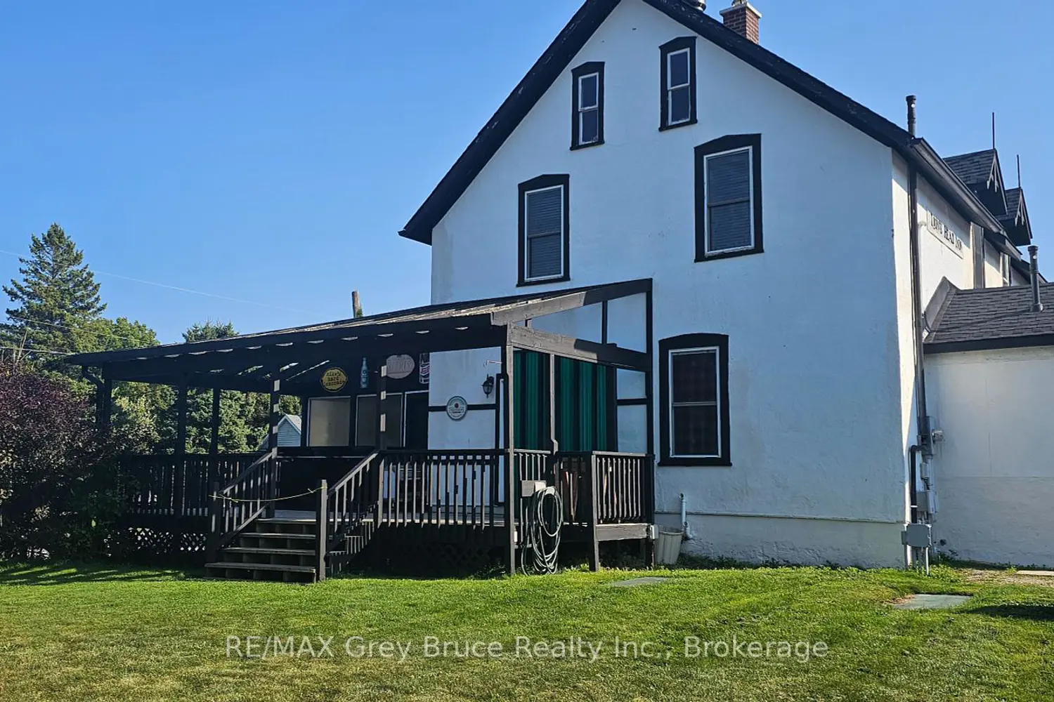 Additional image 18 of 8 Helen Street