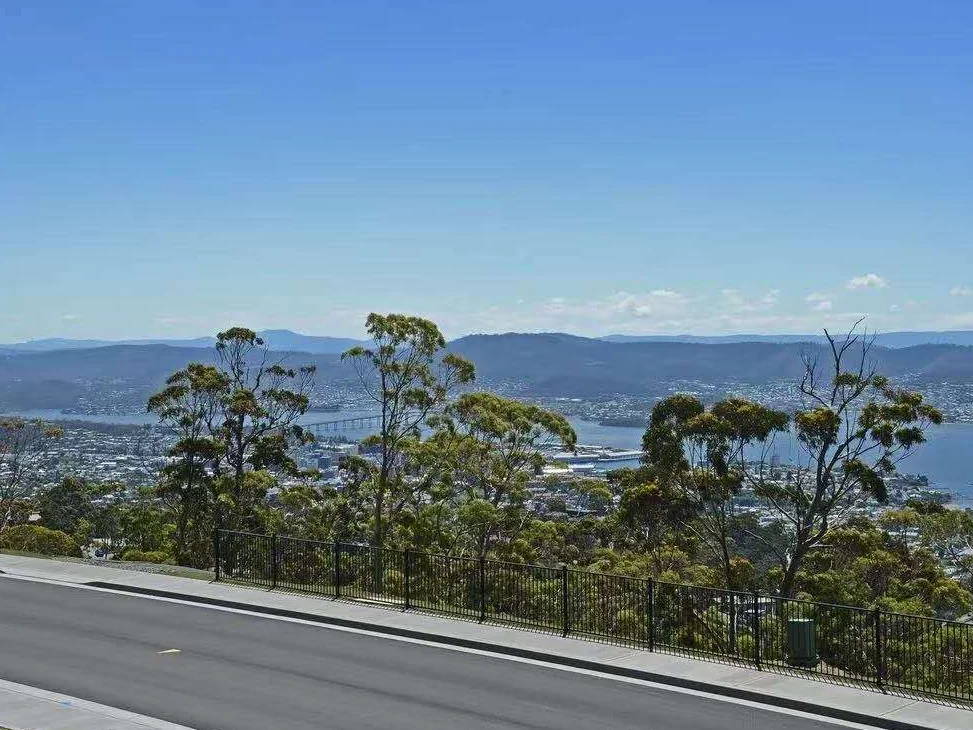 Additional image 4 of 33 Hillcrest Road, Tolmans Hill TAS 7007