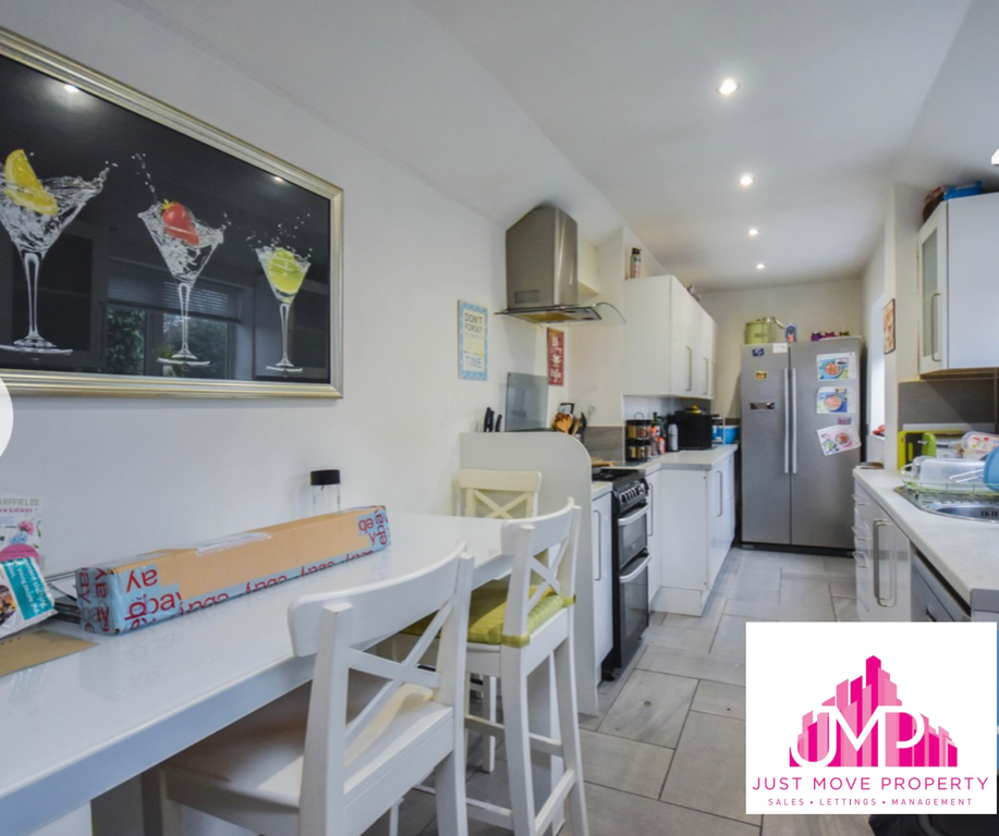 5 bed shared accommodation to rentClaridge Road, Stoke-On-Trent ST4 photo 4