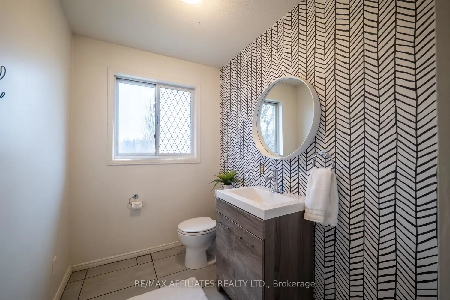 Additional image 12 of 885 Townline Road