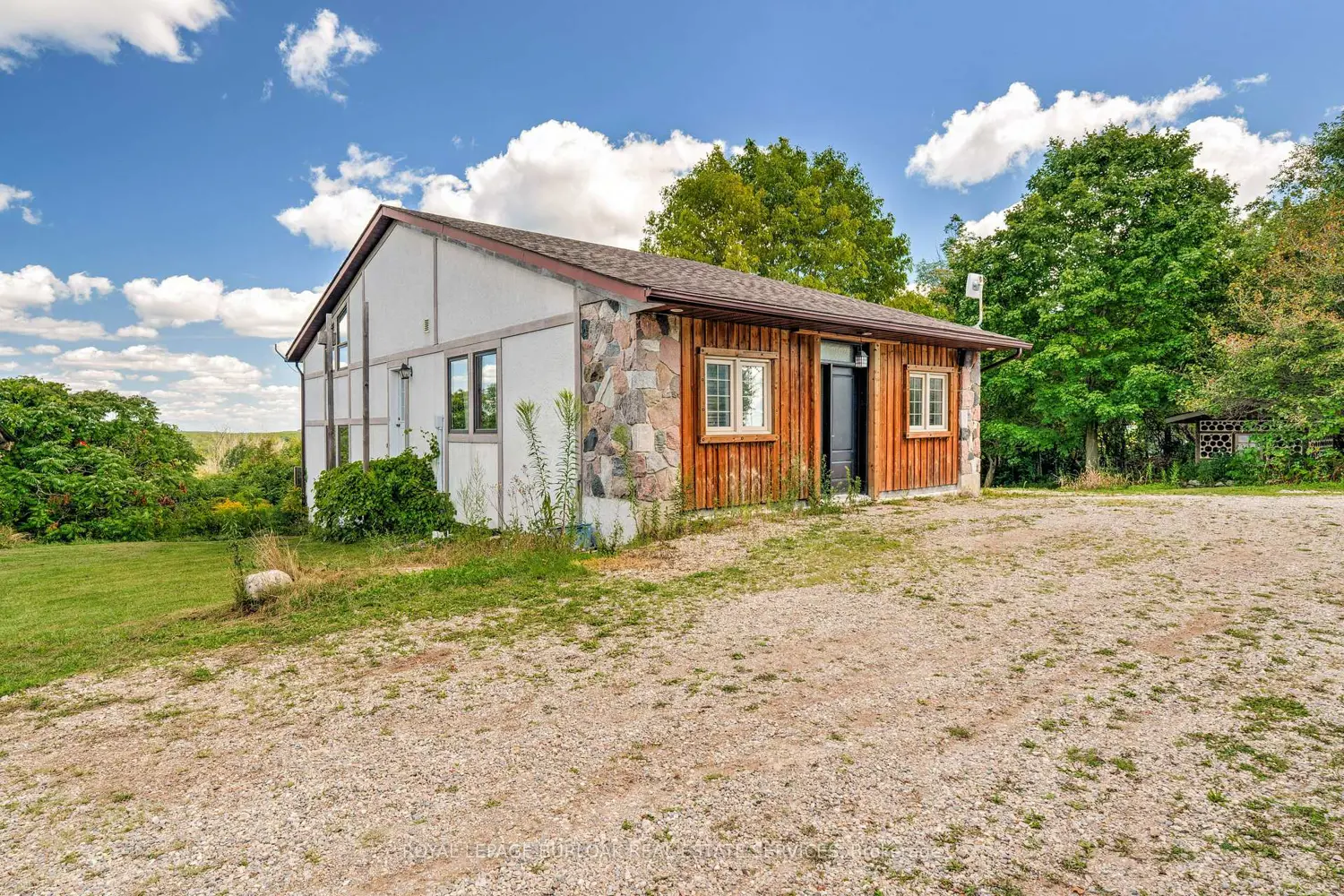 Additional image 14 of 4053 Watson Road