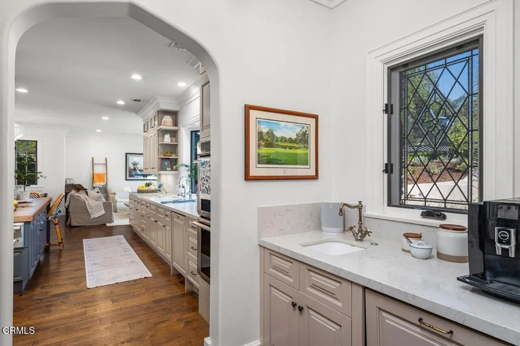 Additional image 65 of 951 Descanso Drive, La Canada Flintridge, CA 91011