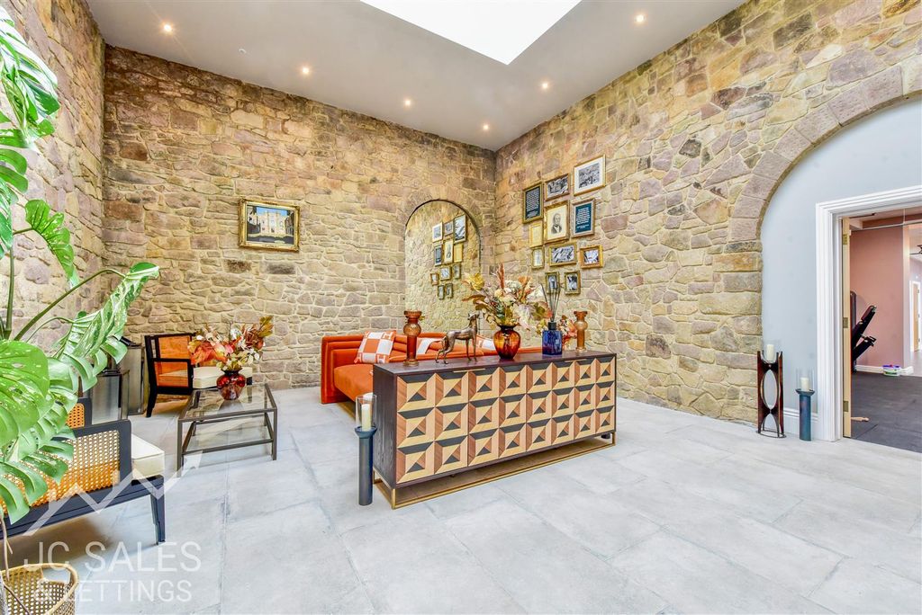 Additional image 26 of 2 bed flat to rentRiber Castle, Riber Road, Riber, Matlock DE4