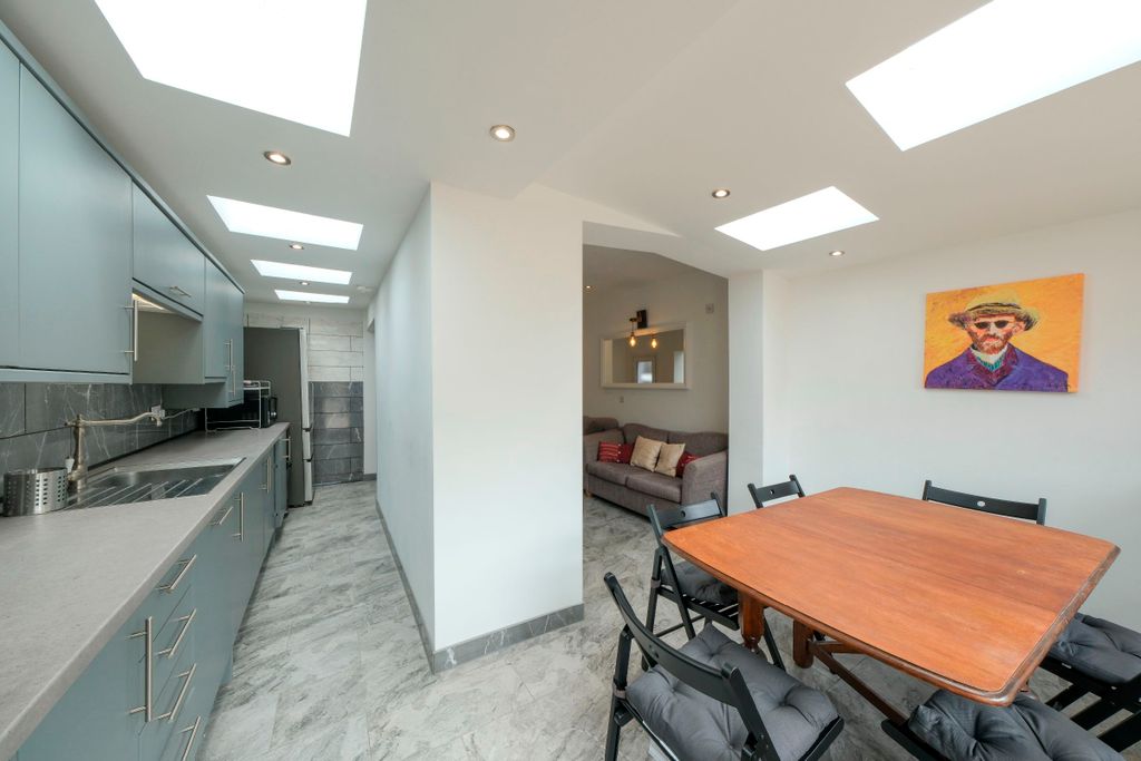 Additional image 2 of 5 bed semi-detached house to rentDouglas Road, Horfield, Bristol BS7