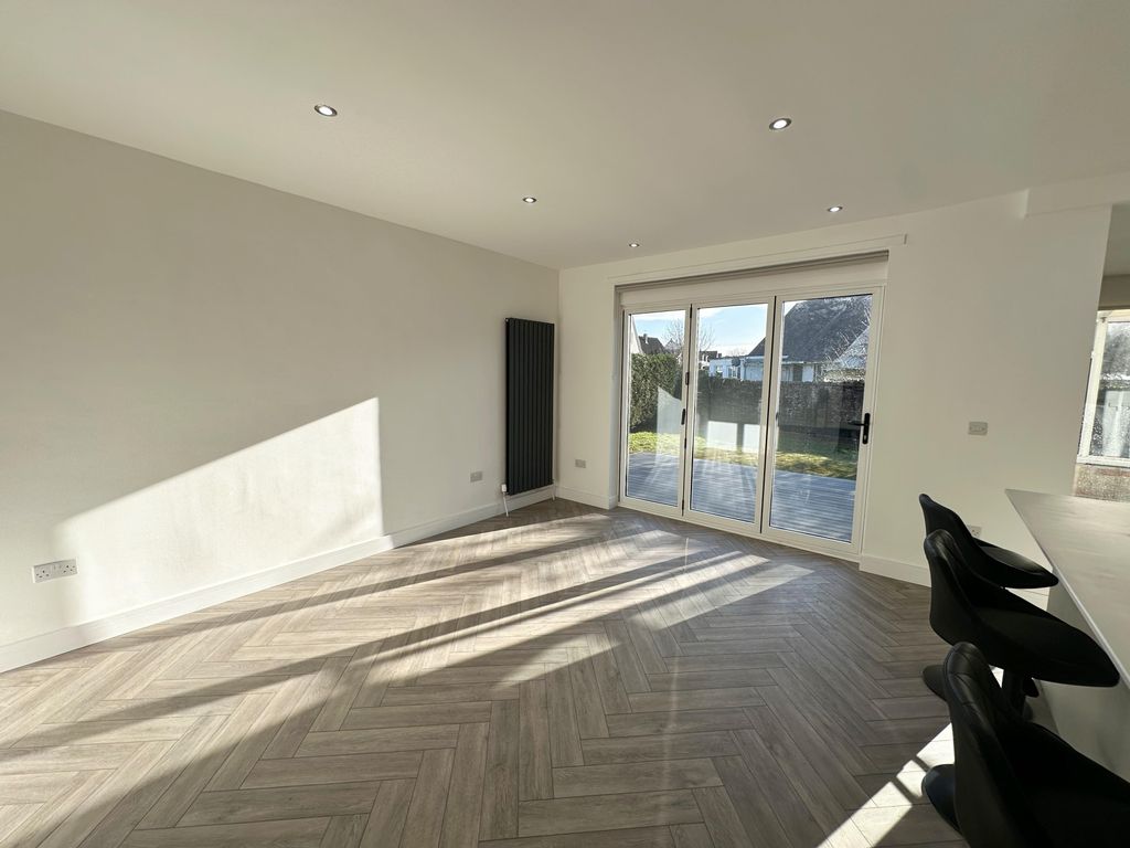 Additional image 4 of 3 bed bungalow to rent2 Woodland Gardens, Hamilton ML3