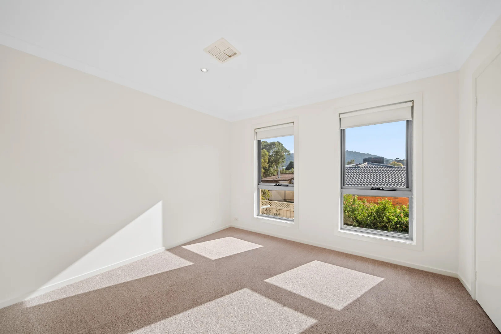 Additional image 13 of 2/19 Torpy Place, Jerrabomberra NSW 2619