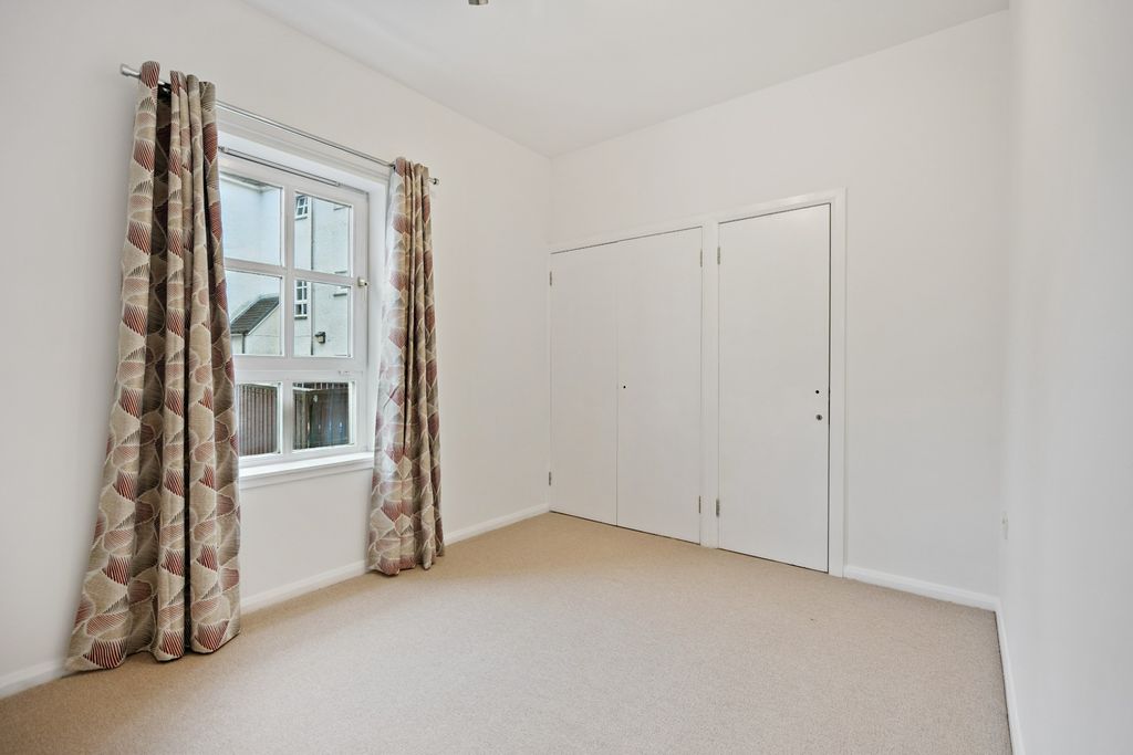 Additional image 7 of 2 bed flat to rentBaker Street, Stirling, Stirlingshire FK8
