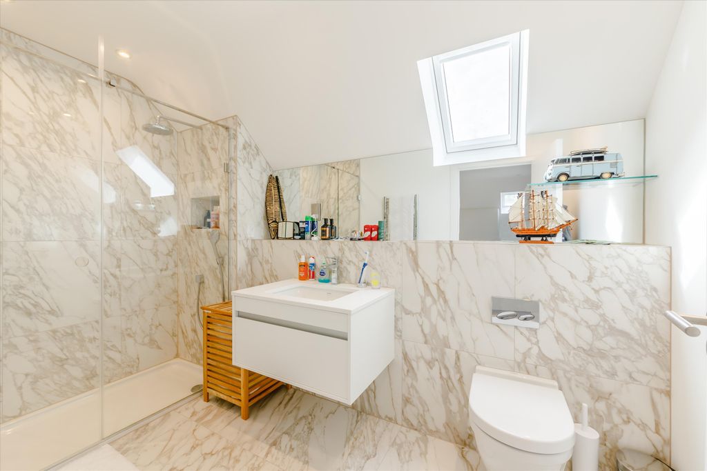 Additional image 20 of 5 bed detached house to rentLondon Road, Ascot, Berkshire SL5