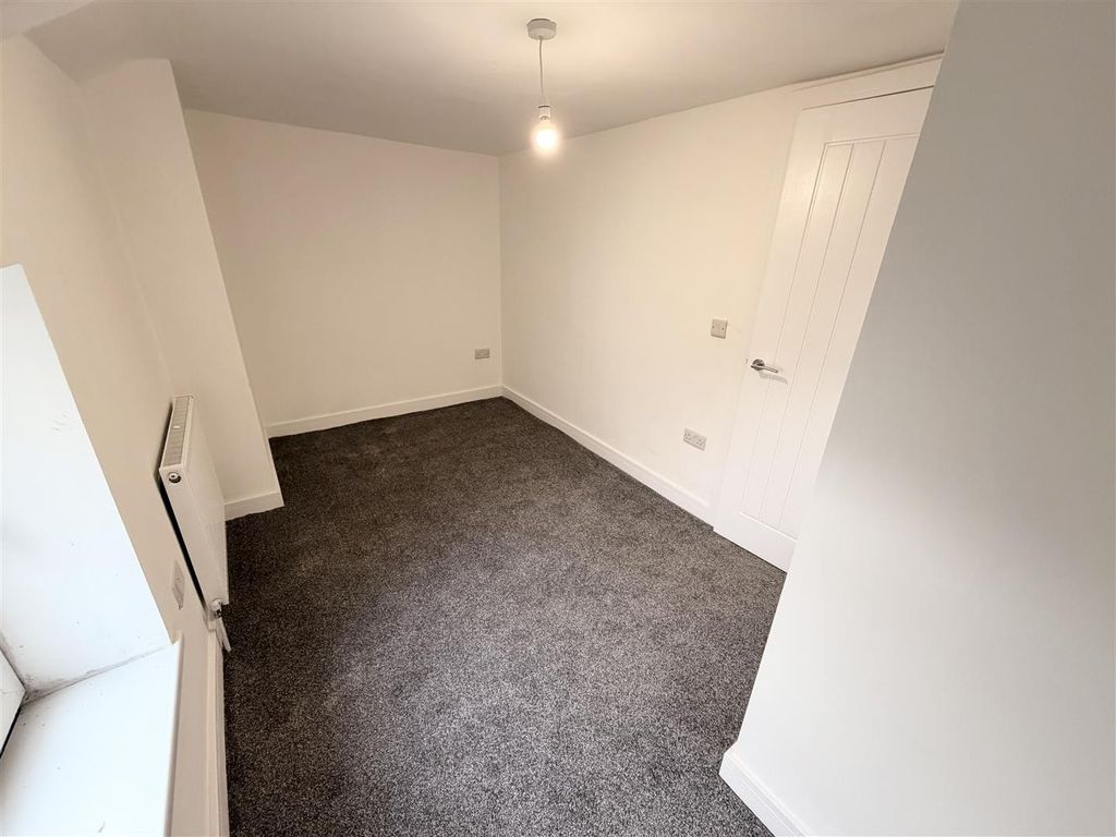 Additional image 12 of 2 bed semi-detached house to rentYstrad Road, Pentre CF41
