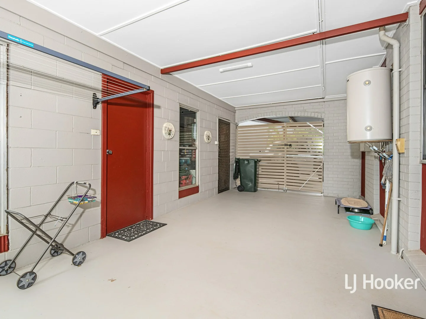 Additional image 30 of 31 Plowman Street, Gillen NT 0870