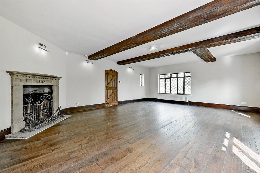 Additional image 3 of 5 bed detached house to rentRidgemead Road, Englefield Green, Egham, Surrey TW20