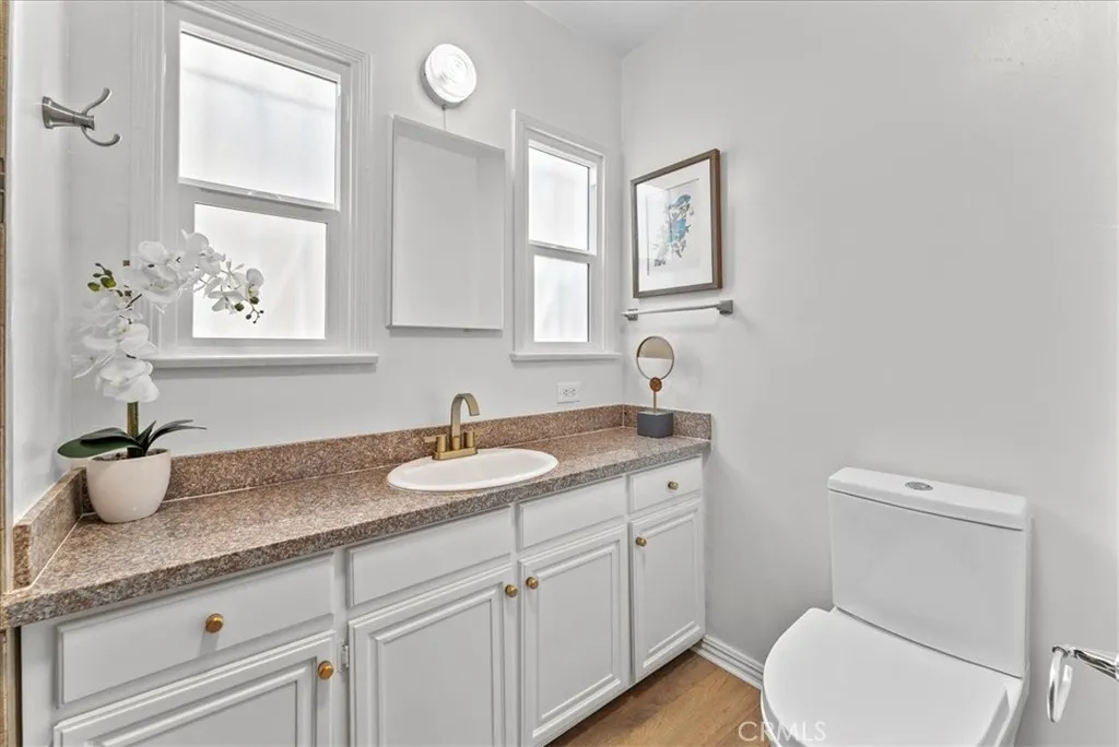 Additional image 44 of 9801 S Hobart Boulevard, Los Angeles, CA 90047