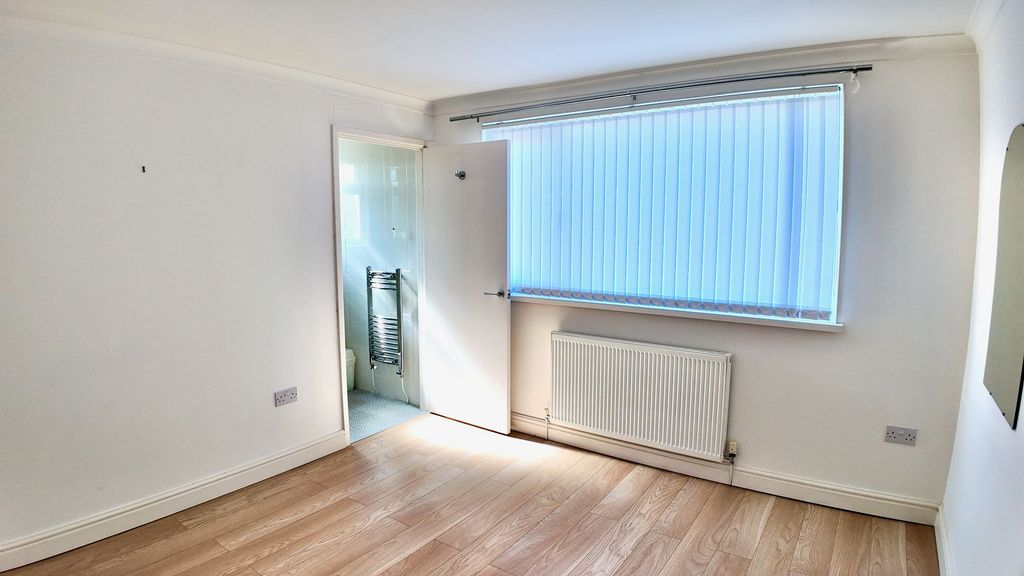Additional image 18 of 3 bed semi-detached bungalow to rentMaesglas, Tredegar NP22