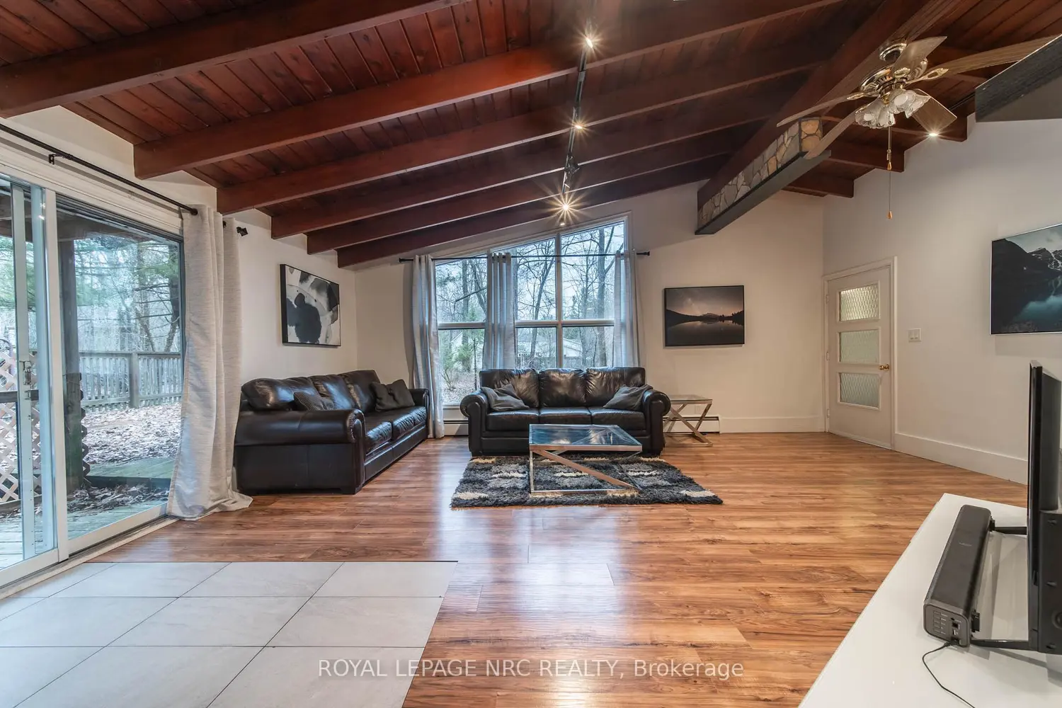 163 Maple Leaf Avenue photo 2