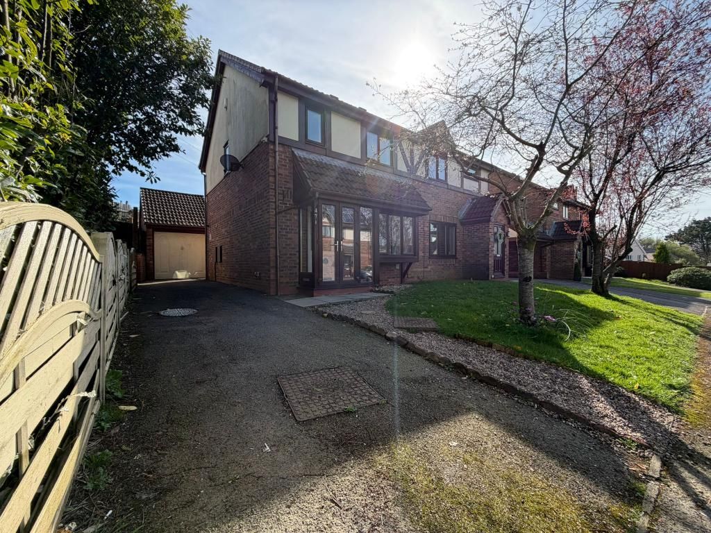 Additional image 2 of 3 bed semi-detached house to rent47 Clos Y Gelli, Llanelli, Carmarthenshire SA14