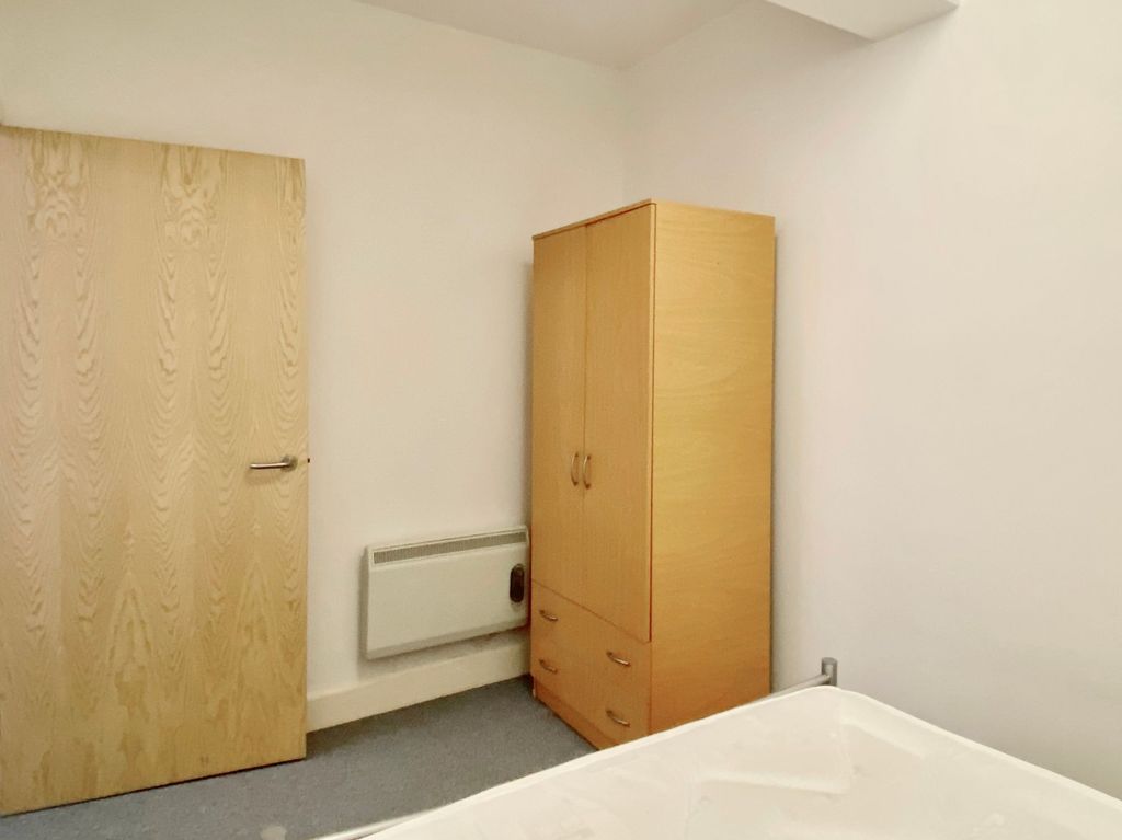 Additional image 5 of 1 bed flat to rentMarket Street, Llanelli SA15
