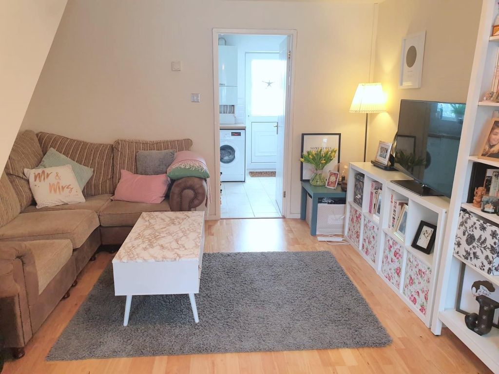 Additional image 3 of 2 bed end terrace house to rentTansey Close, Hengoed CF82