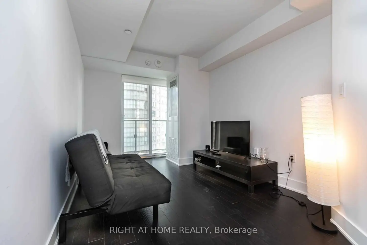 Additional image 3 of 955 Bay Street 1518