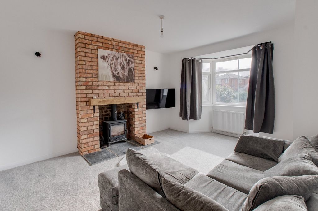 Additional image 8 of 4 bed detached house to rentStoke Road, Bromsgrove, Worcestershire B60