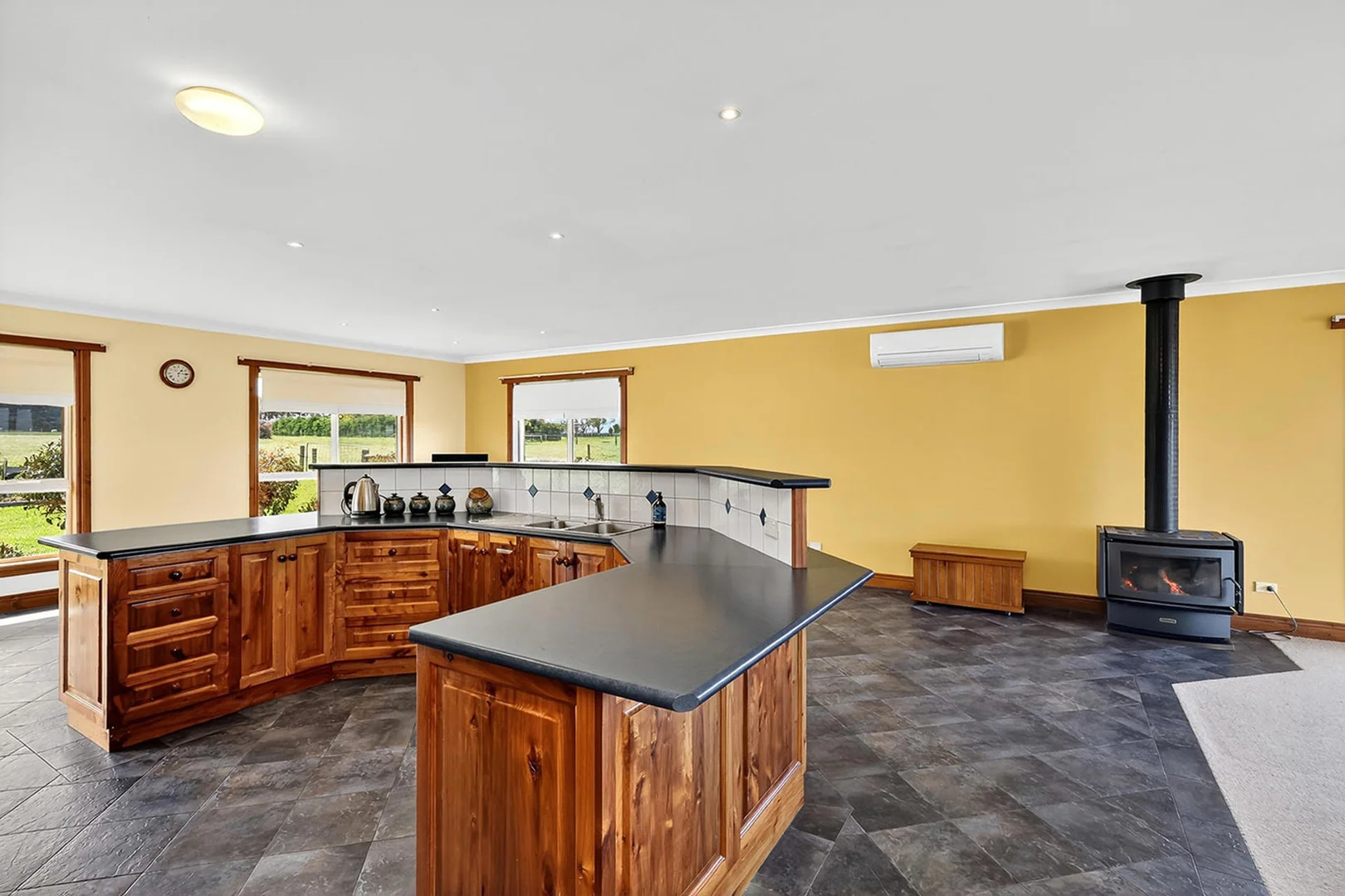 Additional image 4 of 530 Caramut Road, Woodford VIC 3281