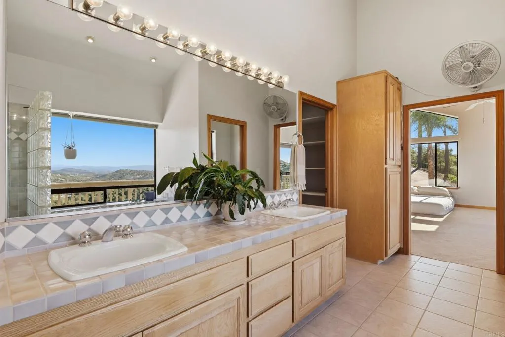 Additional image 66 of 13005 Via Suena, Valley Center, CA 92082