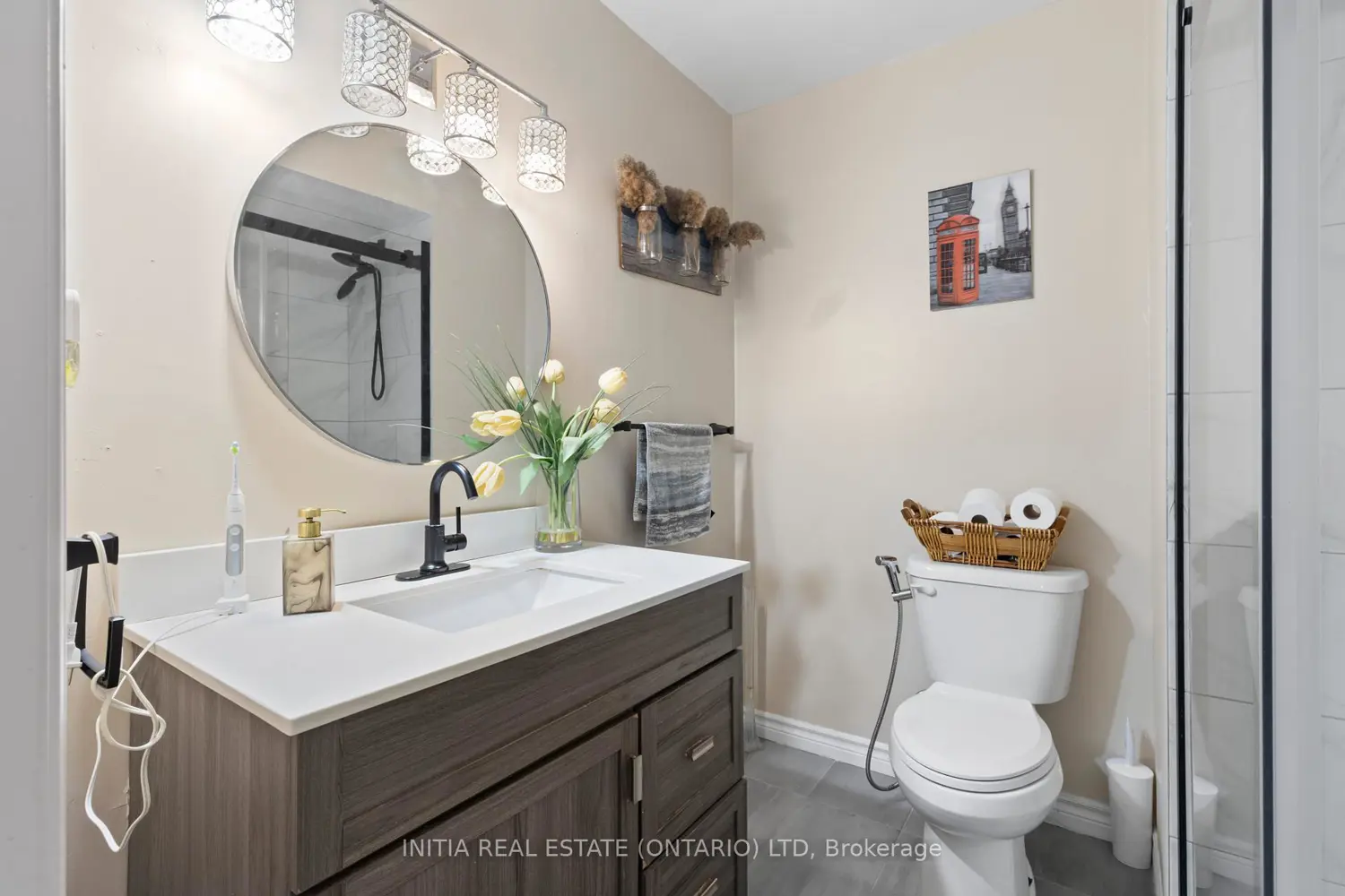 Additional image 13 of 700 Osgoode Drive 16