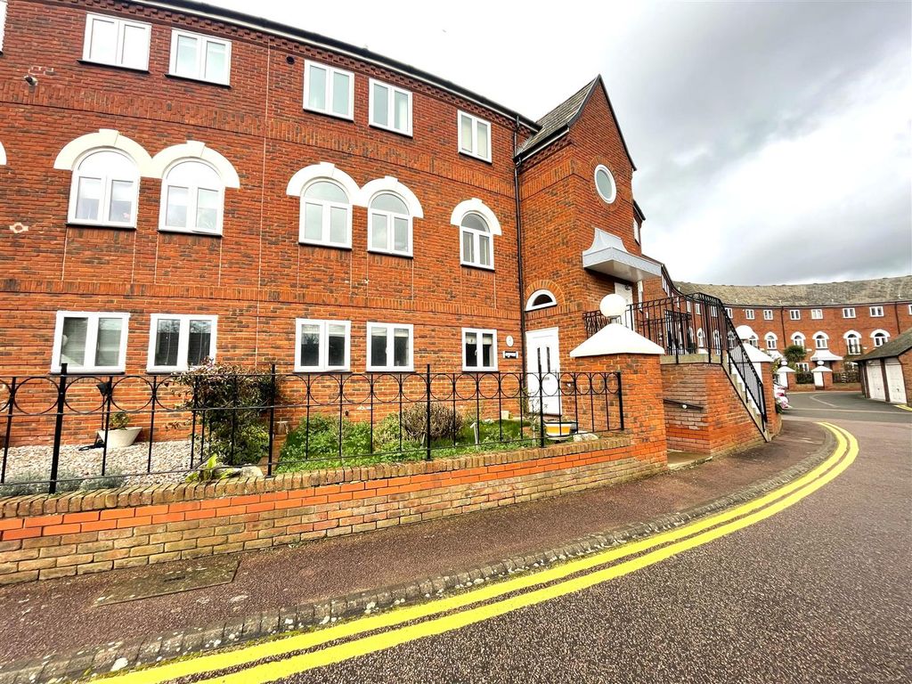 Additional image 21 of 3 bed flat to rentDuckmill Crescent, Bedford MK42