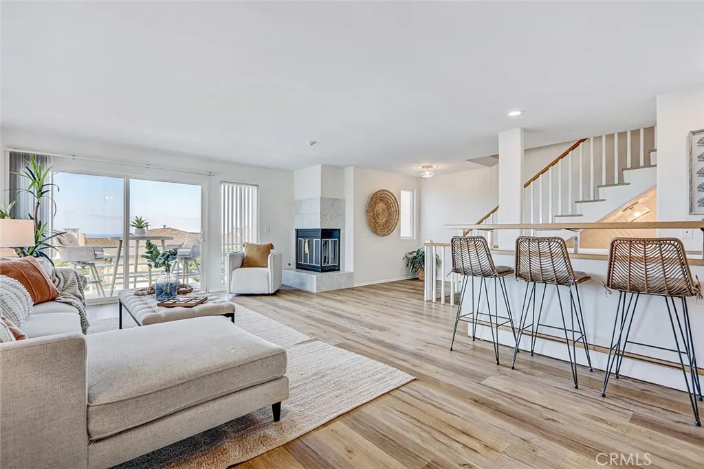 Additional image 8 of 867 Aubrey Court Unit 2, Hermosa Beach, CA 90254