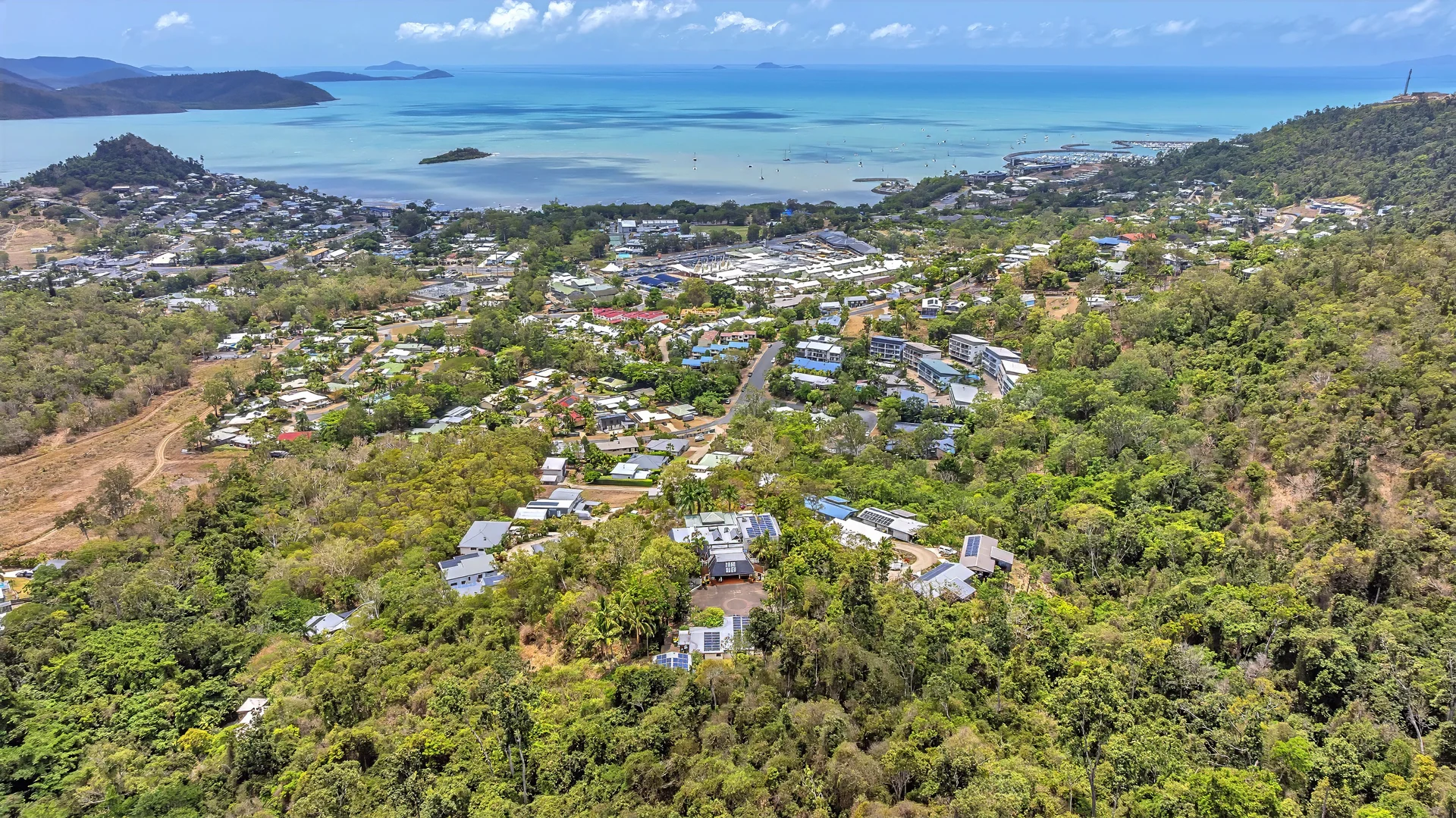 Additional image 30 of 88 Yachtsman Parade, Cannonvale QLD 4802